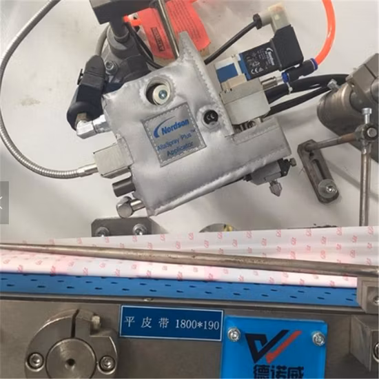 Quanzhou Factory Supply Full-Servo Pull automatique de fabrication de couches pour bébés